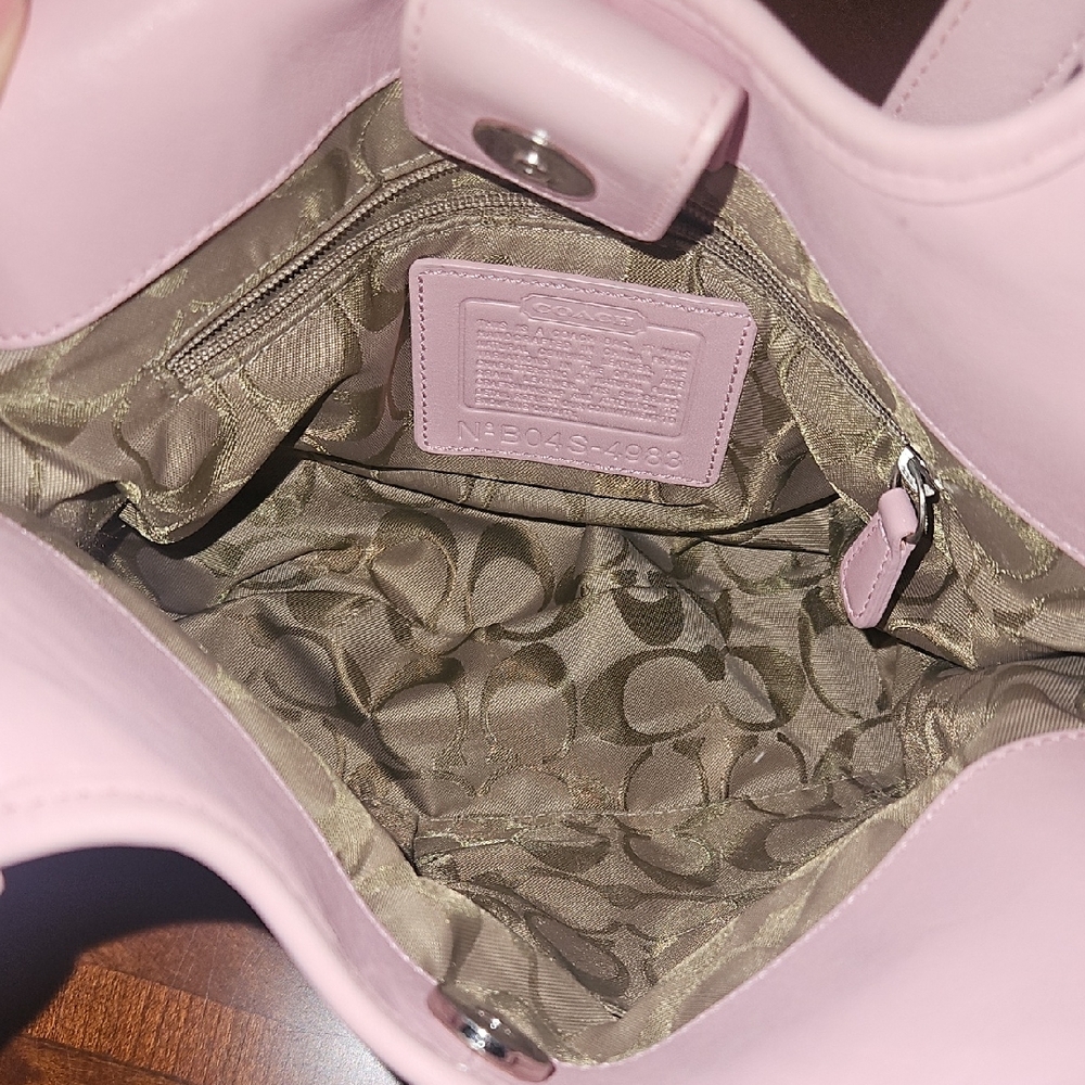 Coach Soho Pale Pink Leather Shoulder Bag 4983 - Picture 4 of 7